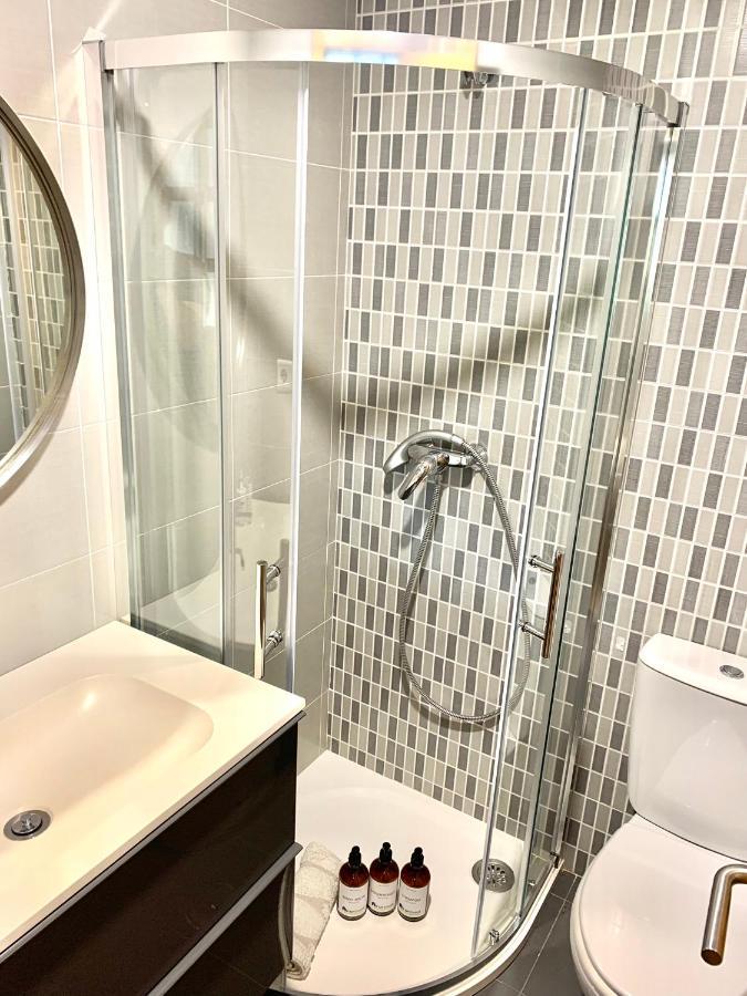 Casa Ferreiros. Parking Y Wifi Incluidos! Apartment Хихон Екстериор снимка